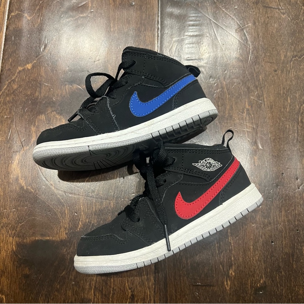 Nike Jordan 1 Mid Multicolor Swoosh Black